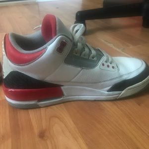Jordan Retro Fire Red 3’s